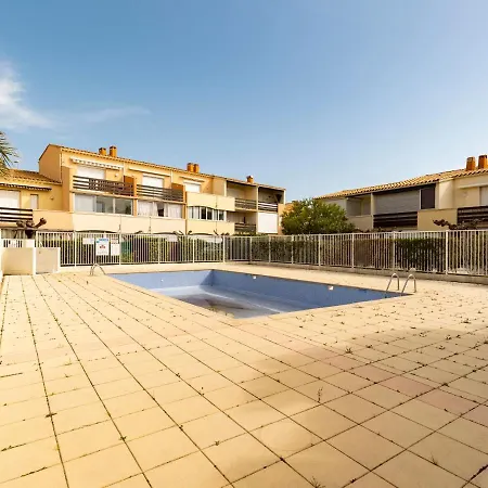 Studio For 4 * Agde